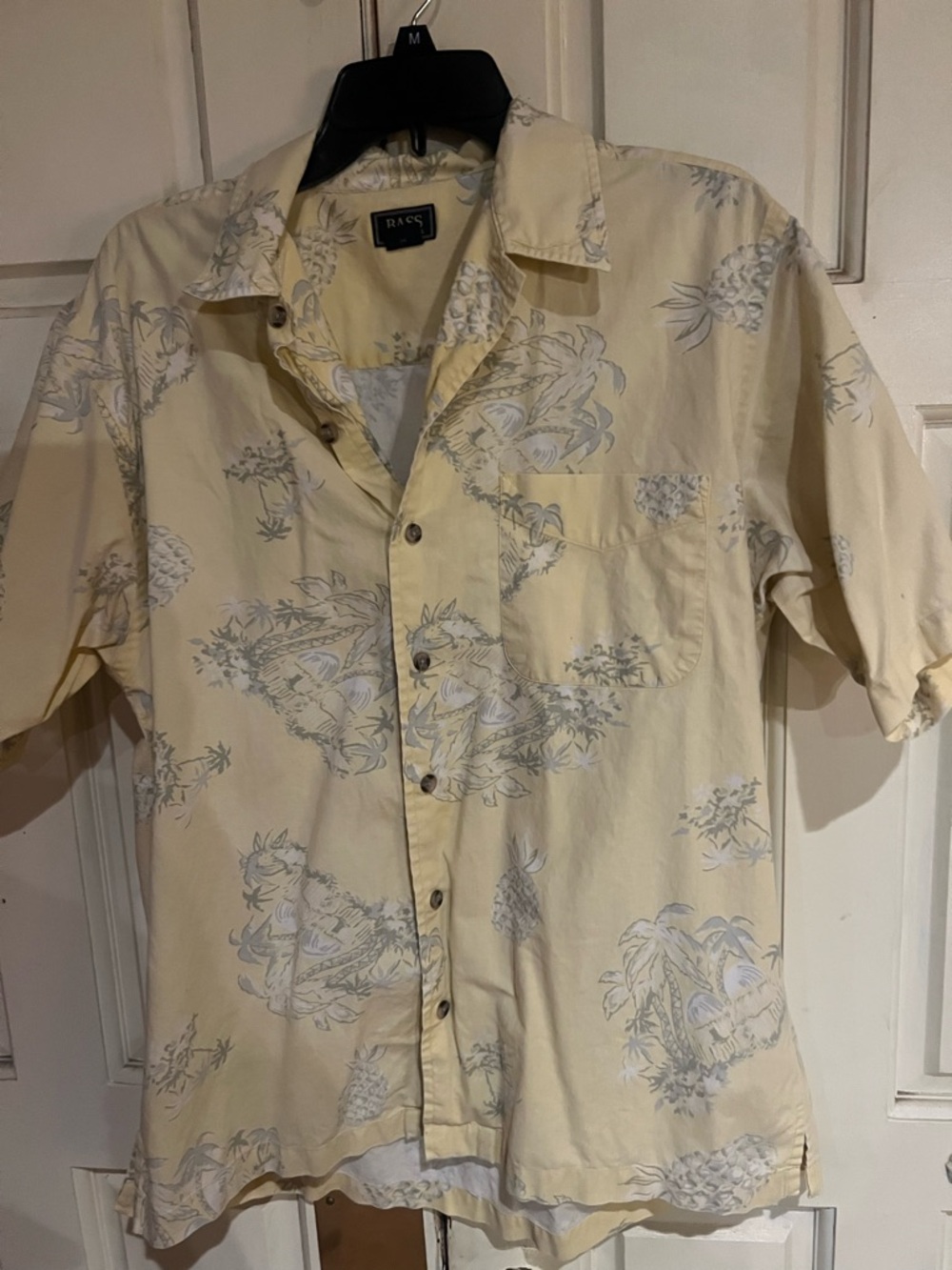 G.H. Bass & Co. Pale Yellow Hawaiian Print Short-Sleeve Shirt